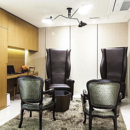 Richwell Hotel Сеул Екстериор снимка